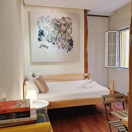Enjoy A Cosy Studio In Malasana Bar Мадрид Екстериор снимка